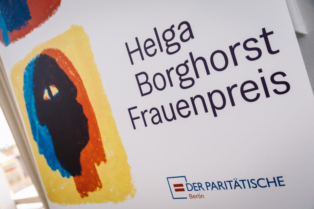 Das Logo des Helga Borghorst Frauenpreis vom Paritätischen Wohlfahrtsverband Berlin