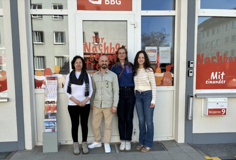 StoP vor dem BBG Laden, Lahnstraße 1