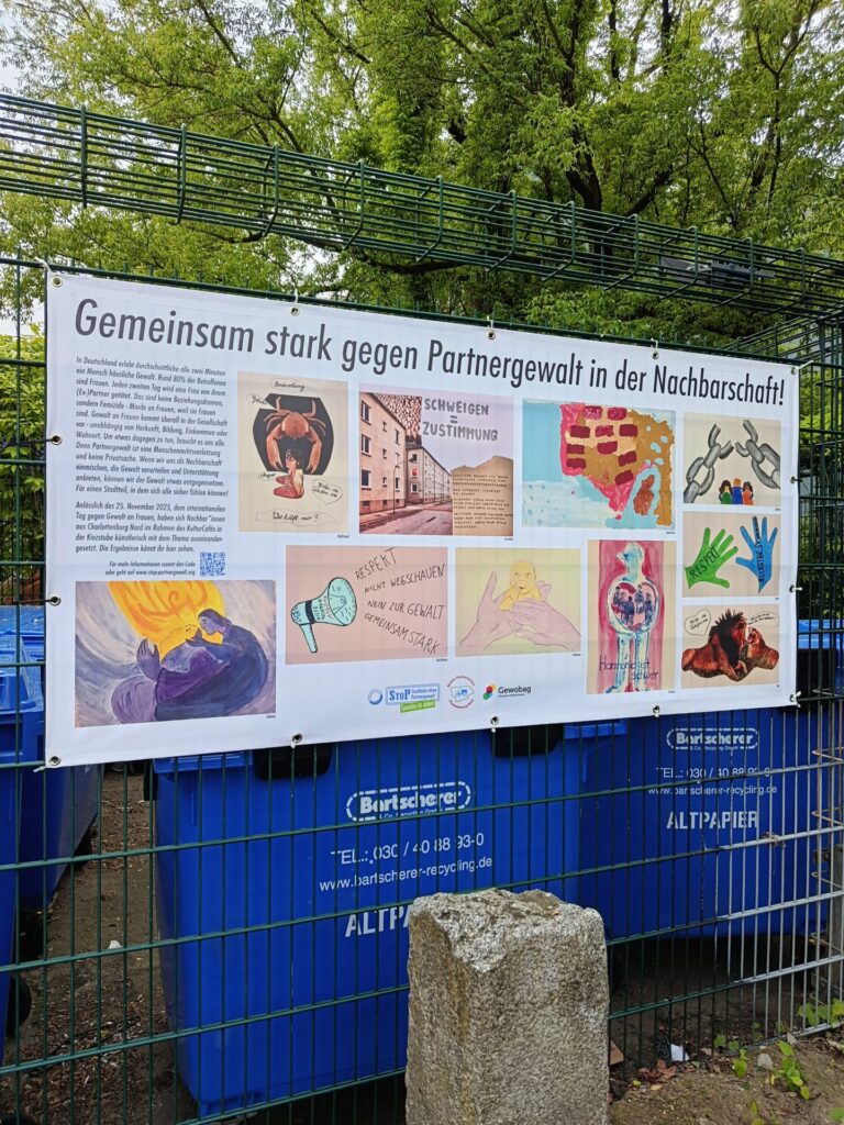 Banner gegen Partnergewalt mit verschiedenen Kunstwerken