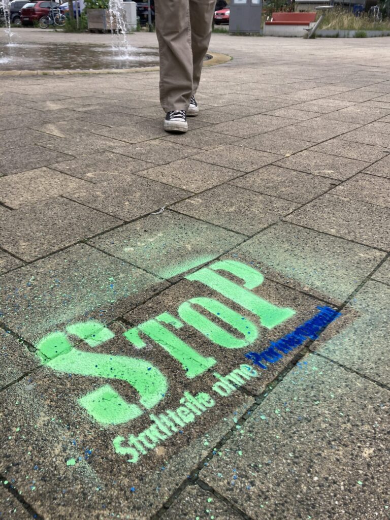 StoP Logo auf dem Franky gesprüht