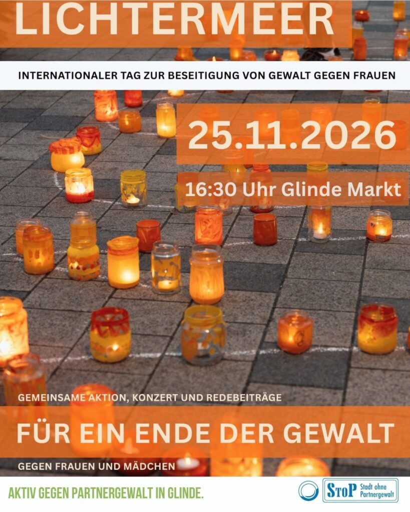 Ein Meer aus orangen Lichtern zum Tag gegen Gewalt an Frauen und Mädchen.